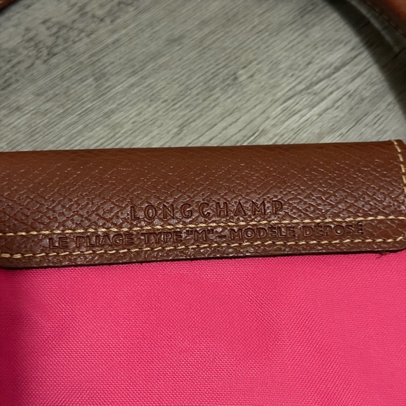Longchamp Pink Tote with Brown Handles - Picture 3 of 10